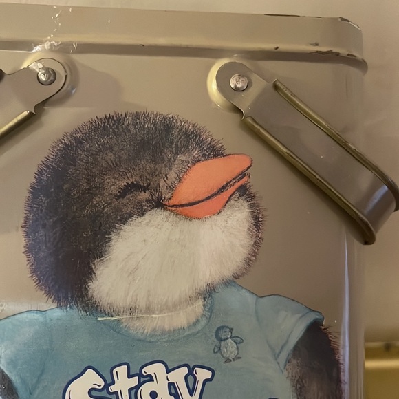 Vintage Hallmark Shirt Tales Penguin “Stay Cool” Tin Container with Handles - Picture 10 of 14